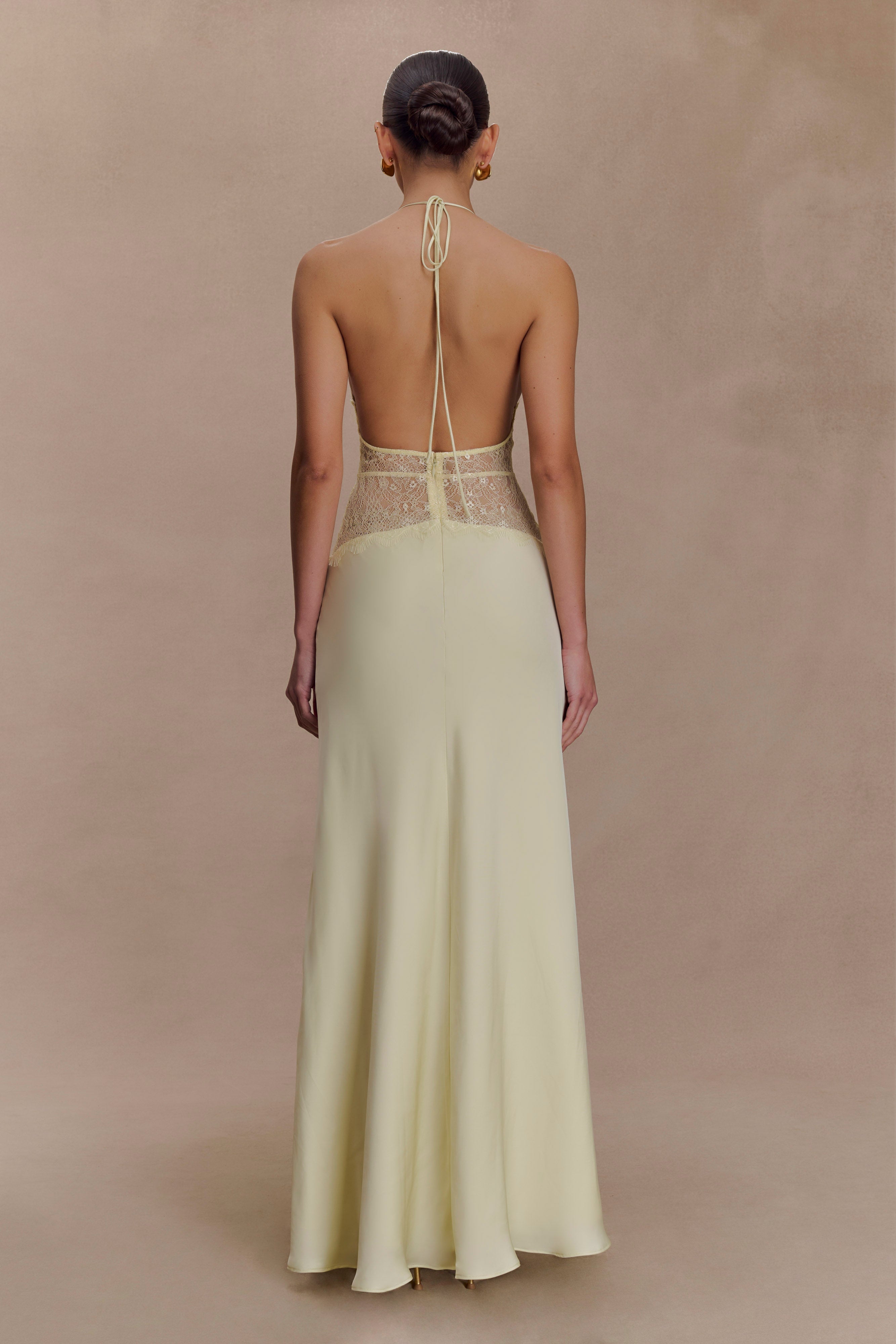 Kalira – Rochie Maxi Damă Elegantă din Satin cu Dantelă Roz