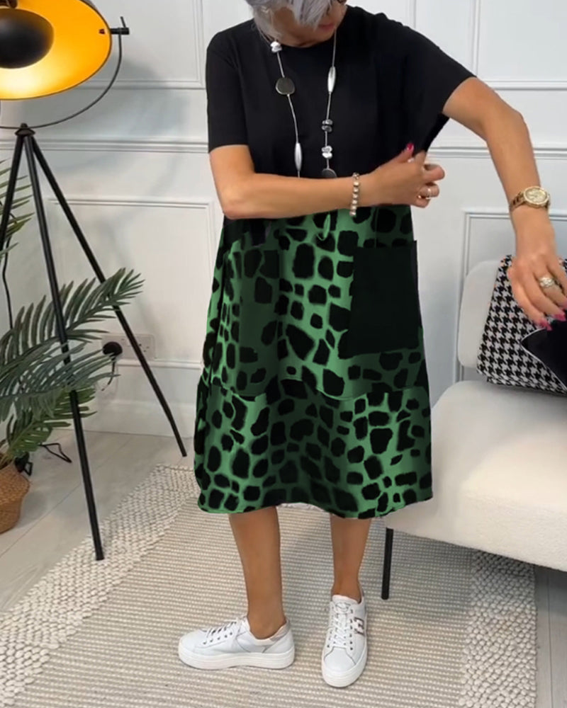 Allison - Rochie Midi cu Mâneci Scurte și Imprimare Leopard