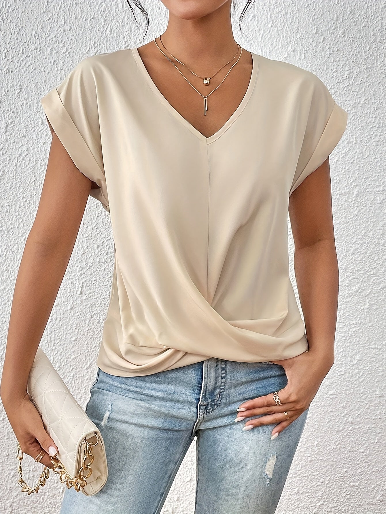 Doreen | Tricou cu decolteu în V și croială elegantă