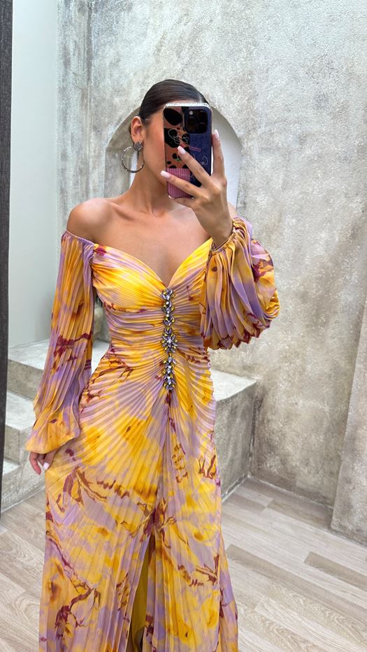 Carly – Rochie de Damă Elegantă cu Decolteu în V