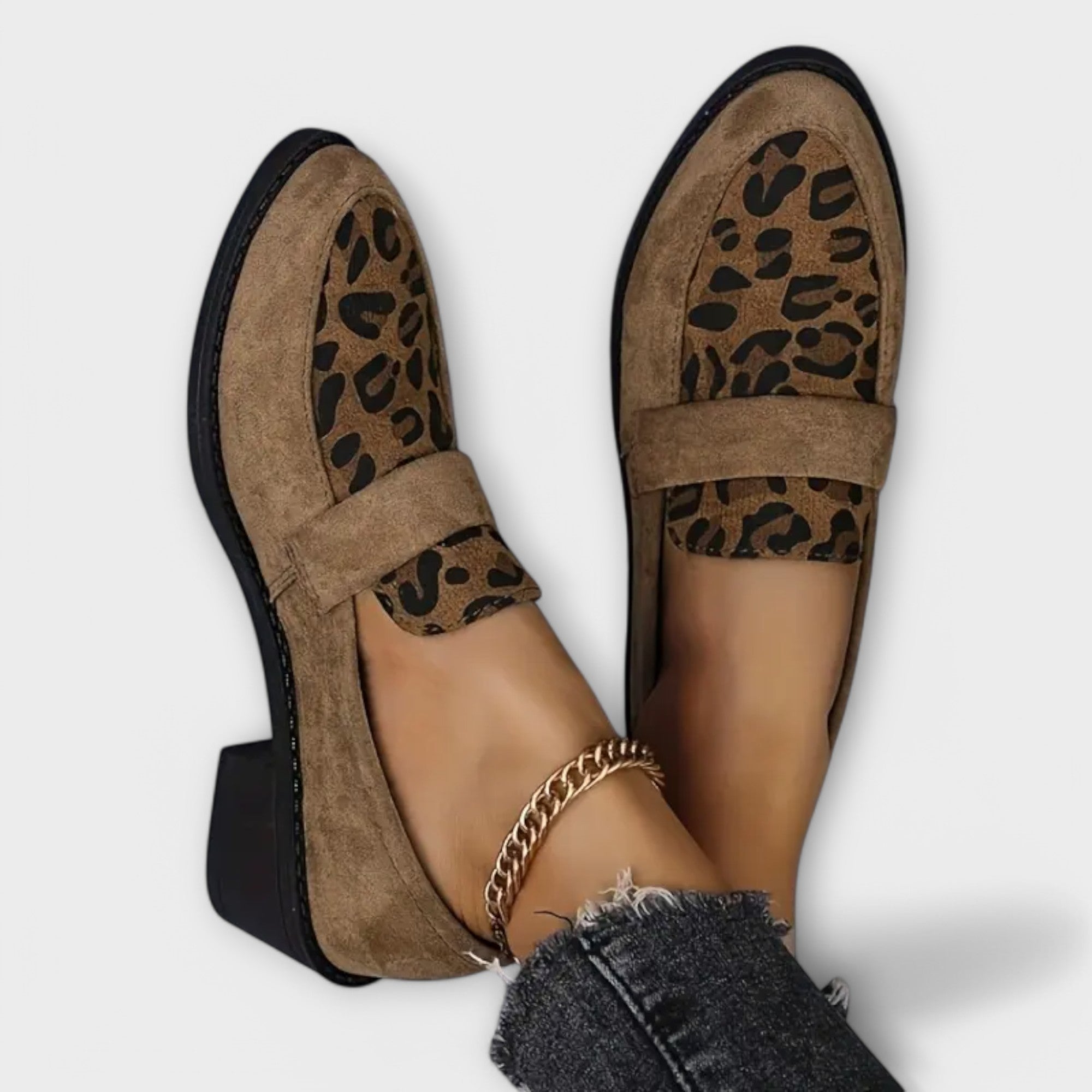 Karla - Pantofi eleganți pentru dame cu model de panteră