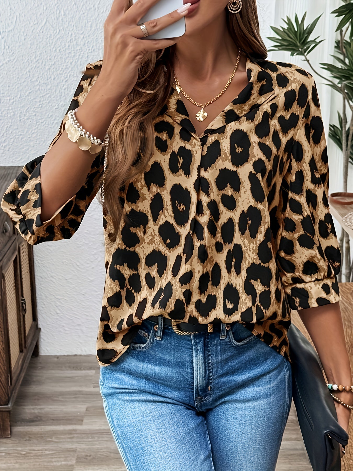Alba – Bluză în stil lejer cu imprimeu leopard