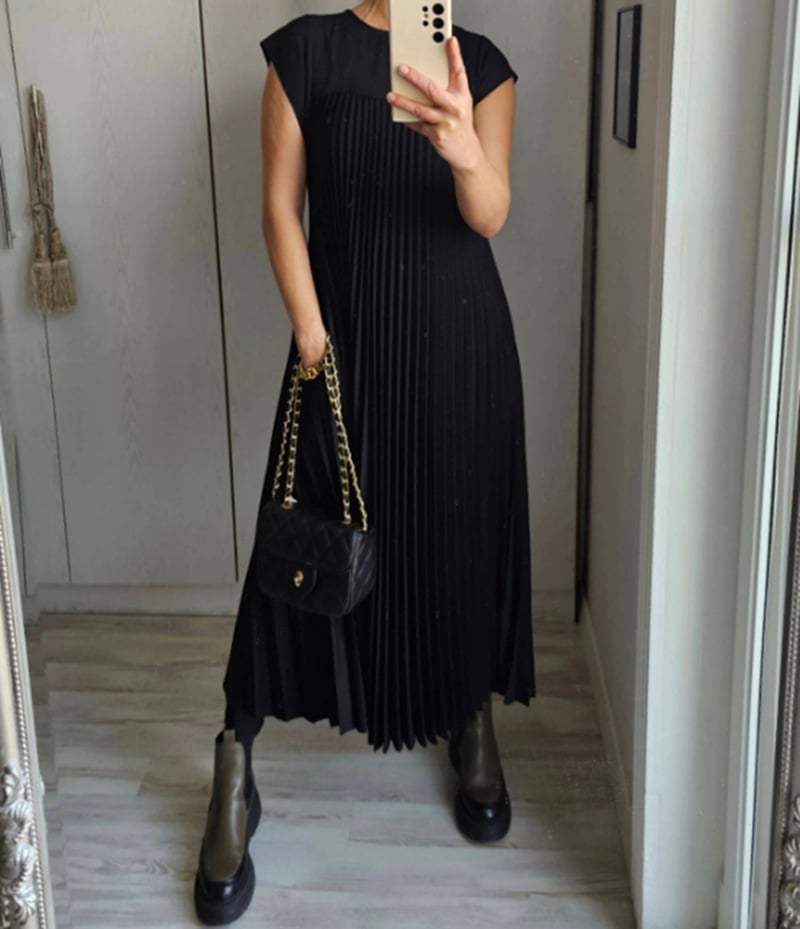 Lara | Rochie Timeless și Confortabilă