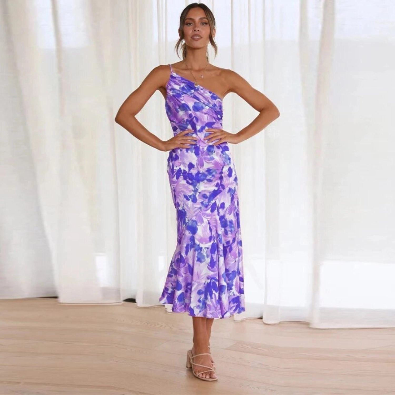 Viktoria™ | Rochie maxi asimetrică cu model floral