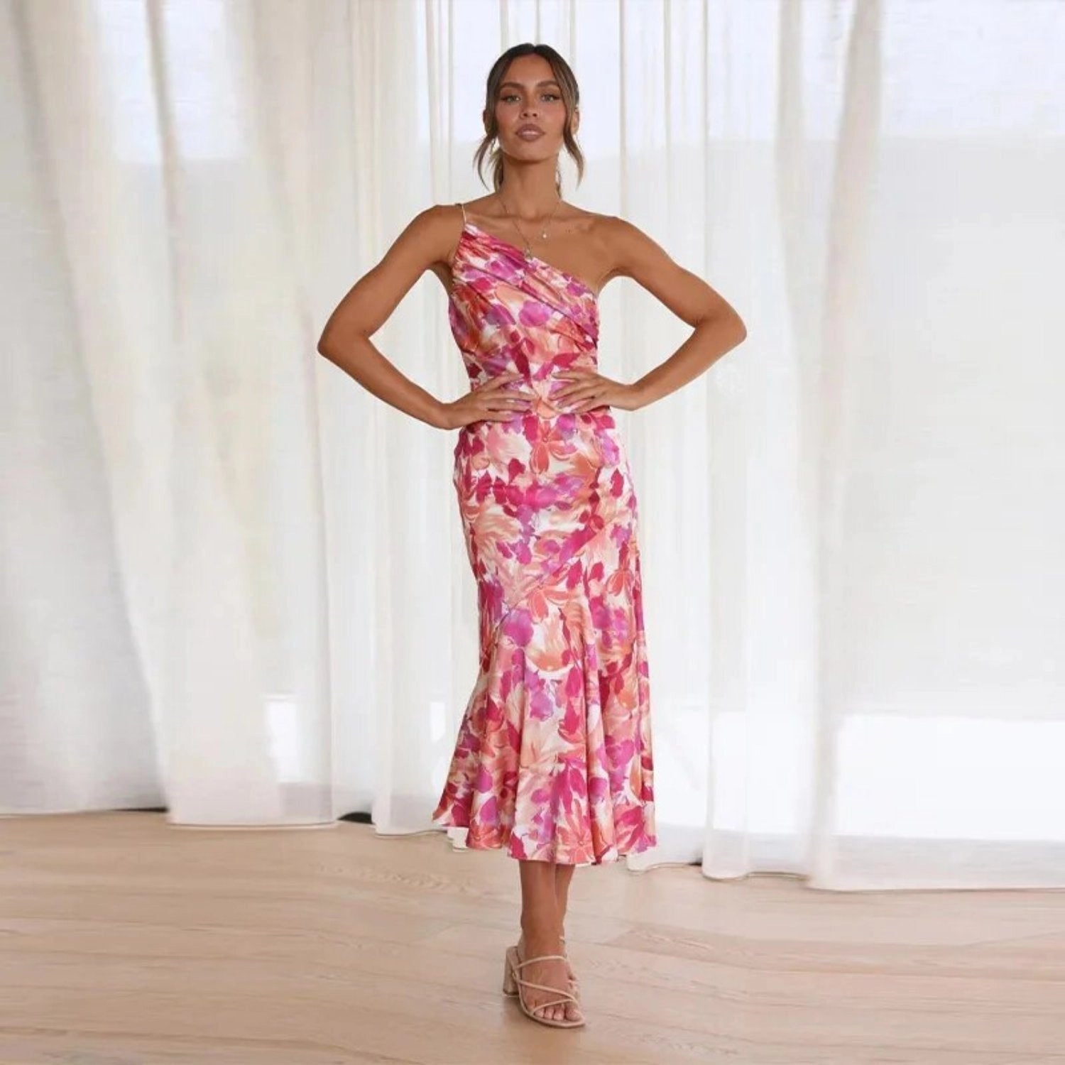 Viktoria™ | Rochie maxi asimetrică cu model floral