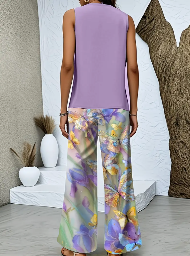 Belinda | Set elegant din două piese" can be rewritten as "Belinda | Elegant Two-Piece Set