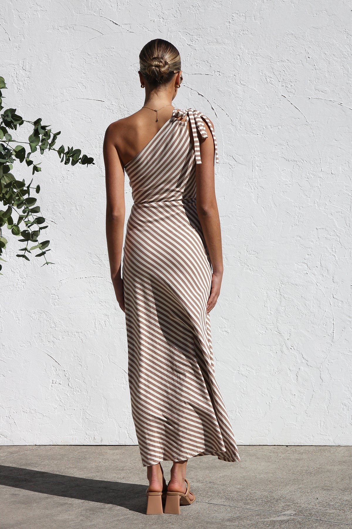 Rocia™ | Rochie de vară în dungi cu accent elegant