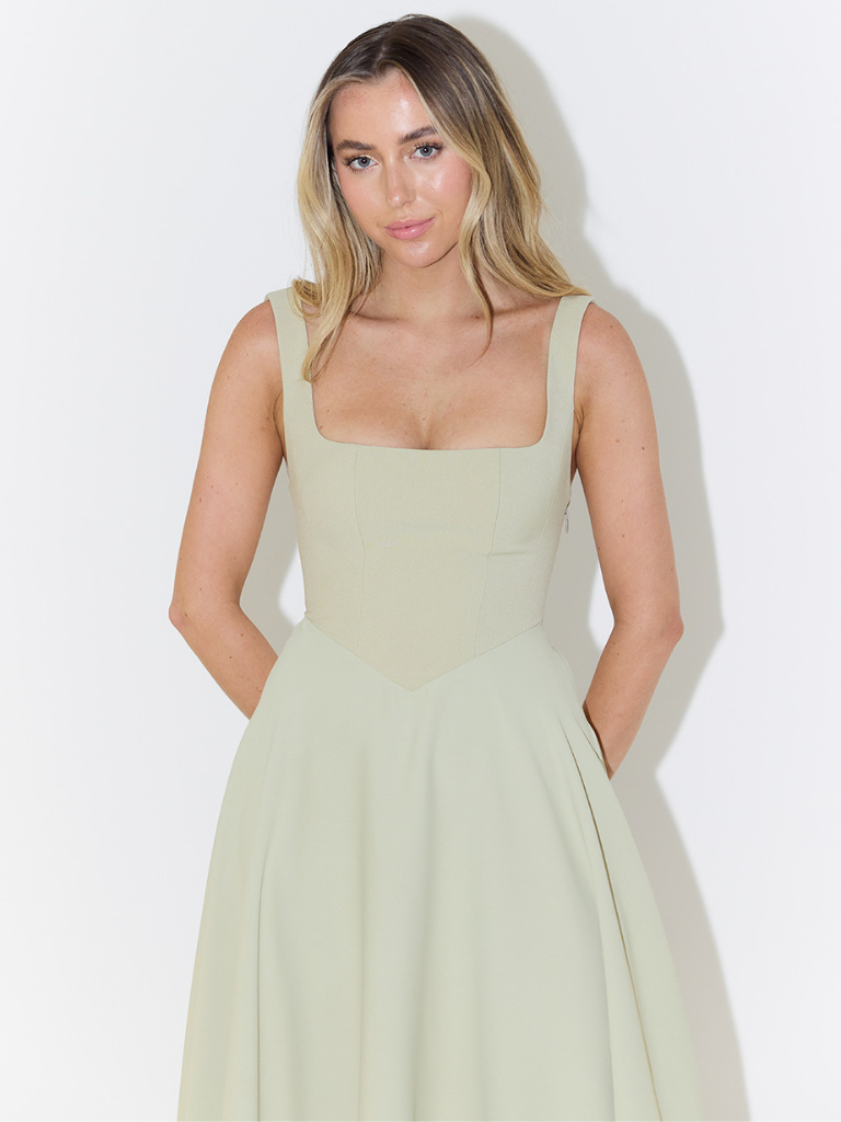 Fioren – Rochie Midi de Damă Elegantă cu Decolteu Pătrat