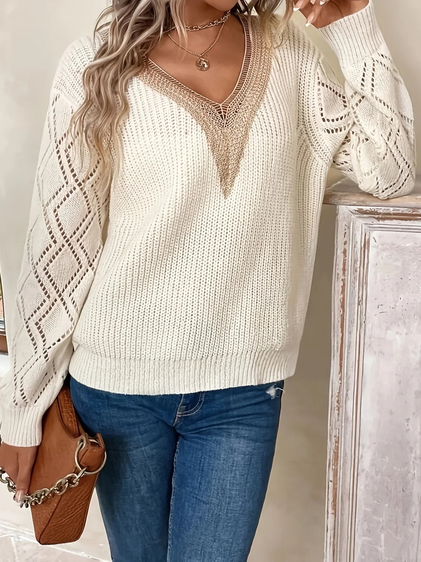 Elvira | Pulover elegant cu accente din dantelă