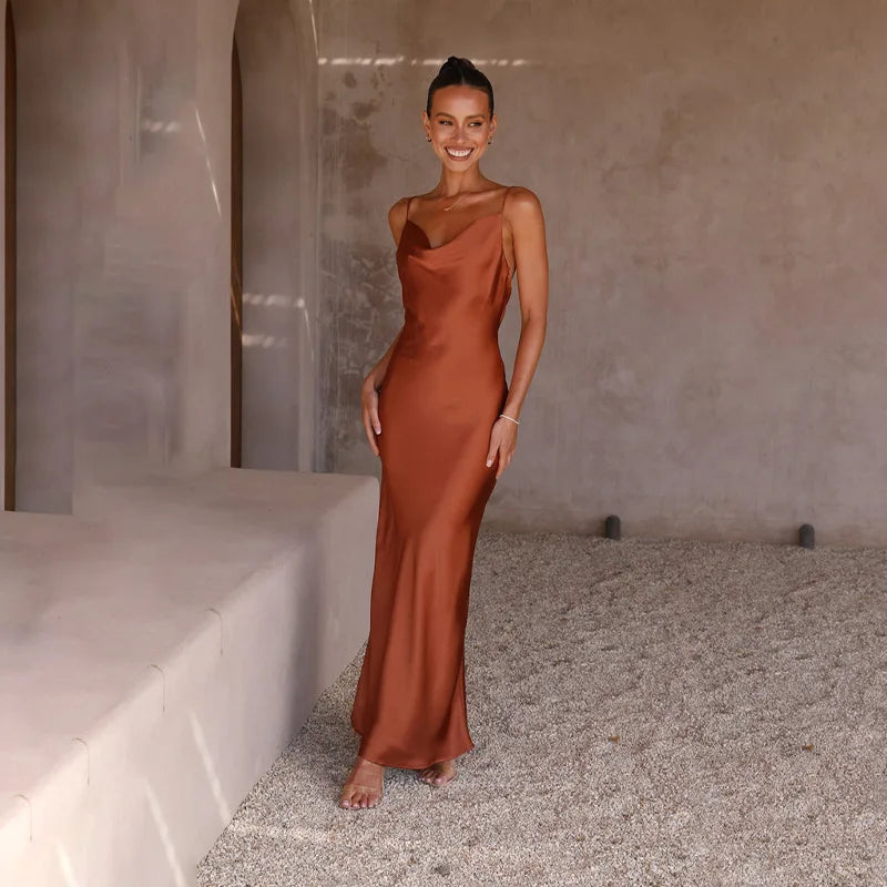 Daira – Rochie Lungă de Damă Elegantă din Satin