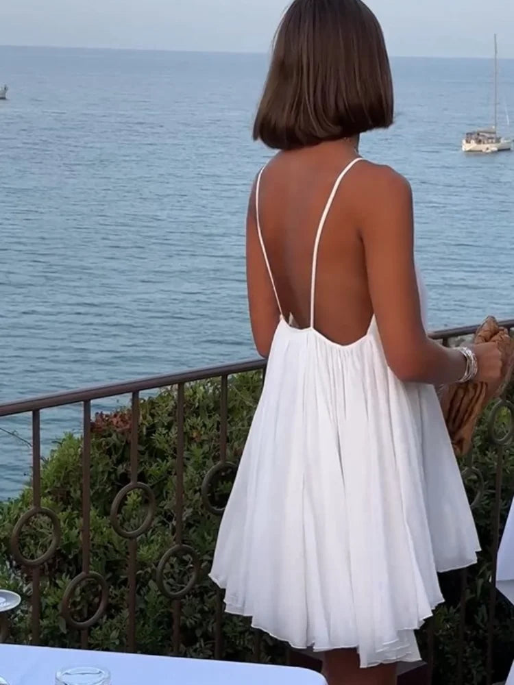 Olive - Rochie Mini de Plajă cu Falduri și Decupaj în V