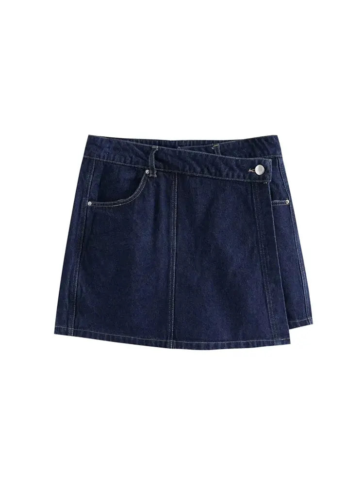 Set Denim Chic – Top Crop Slim Fit și Fustă Asimetrică
