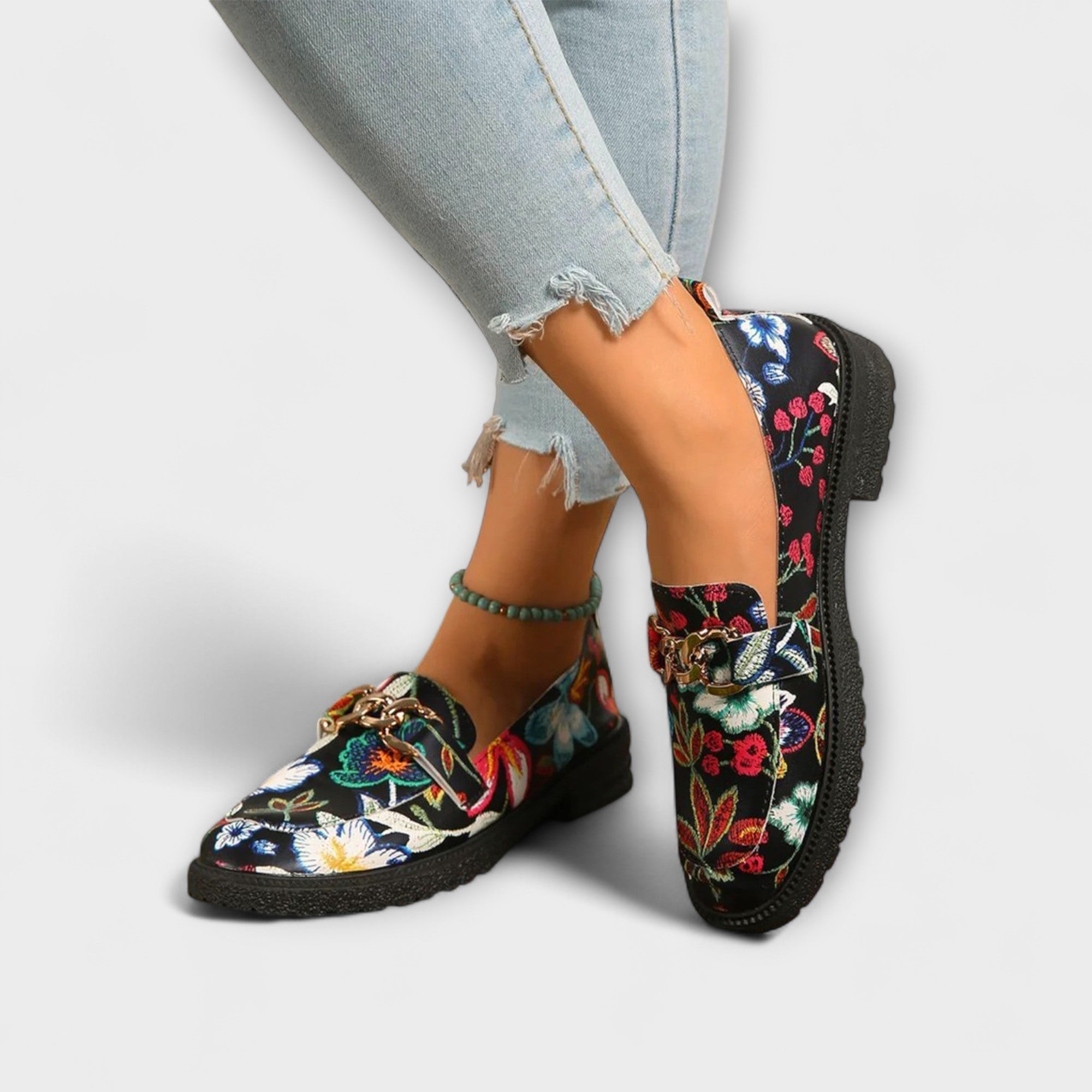 Orla – Pantofi de Damă cu Model Floral Colorat Elegant