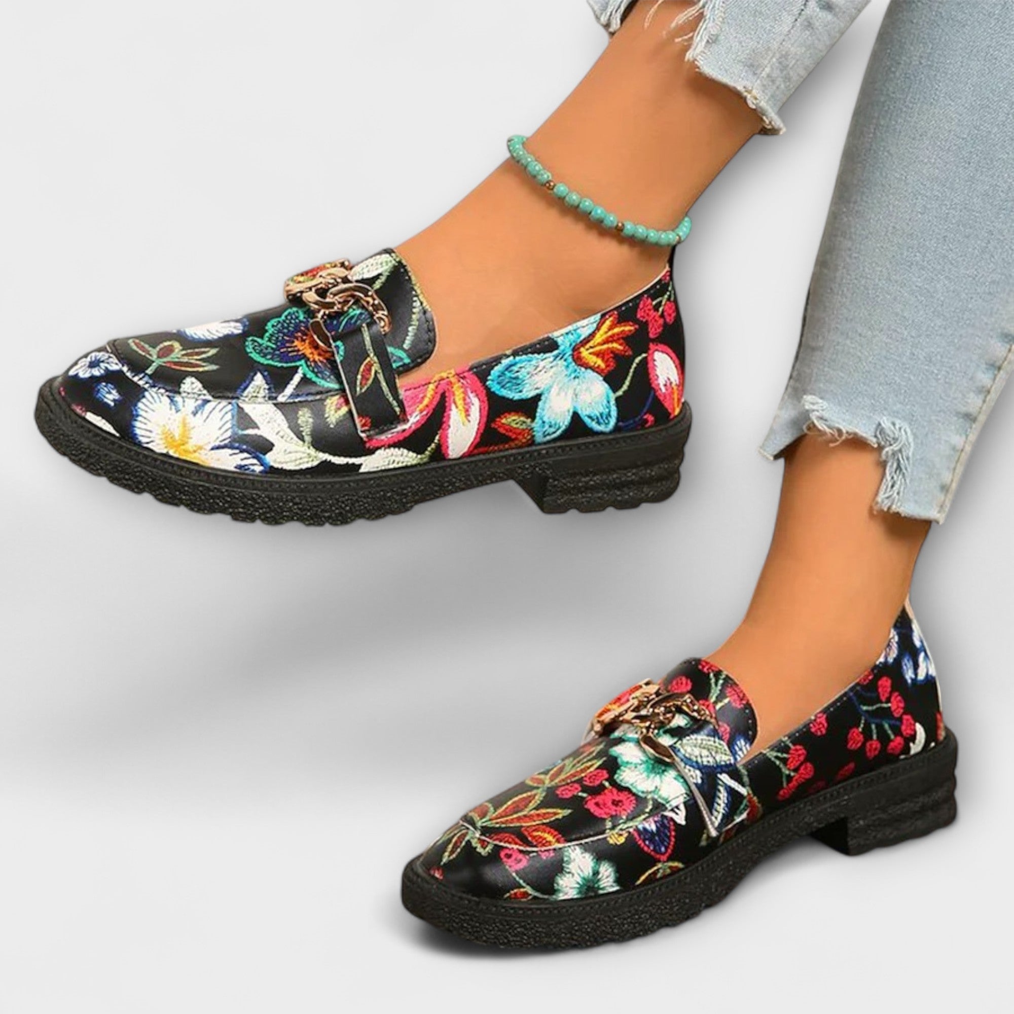 Orla – Pantofi de Damă cu Model Floral Colorat Elegant