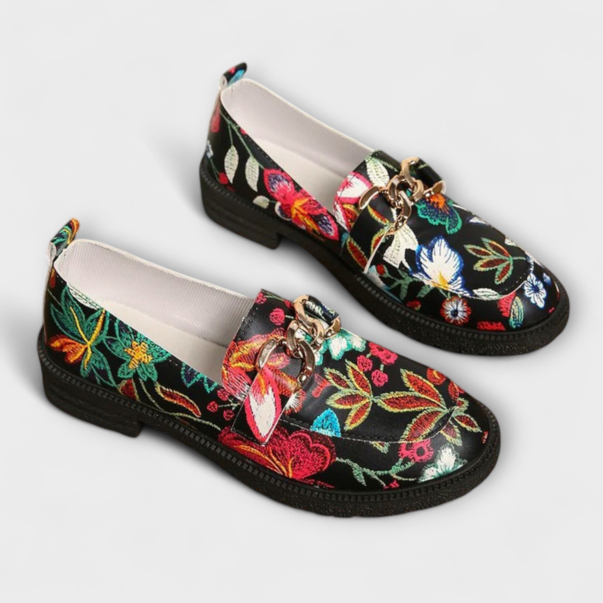 Orla – Pantofi de Damă cu Model Floral Colorat Elegant