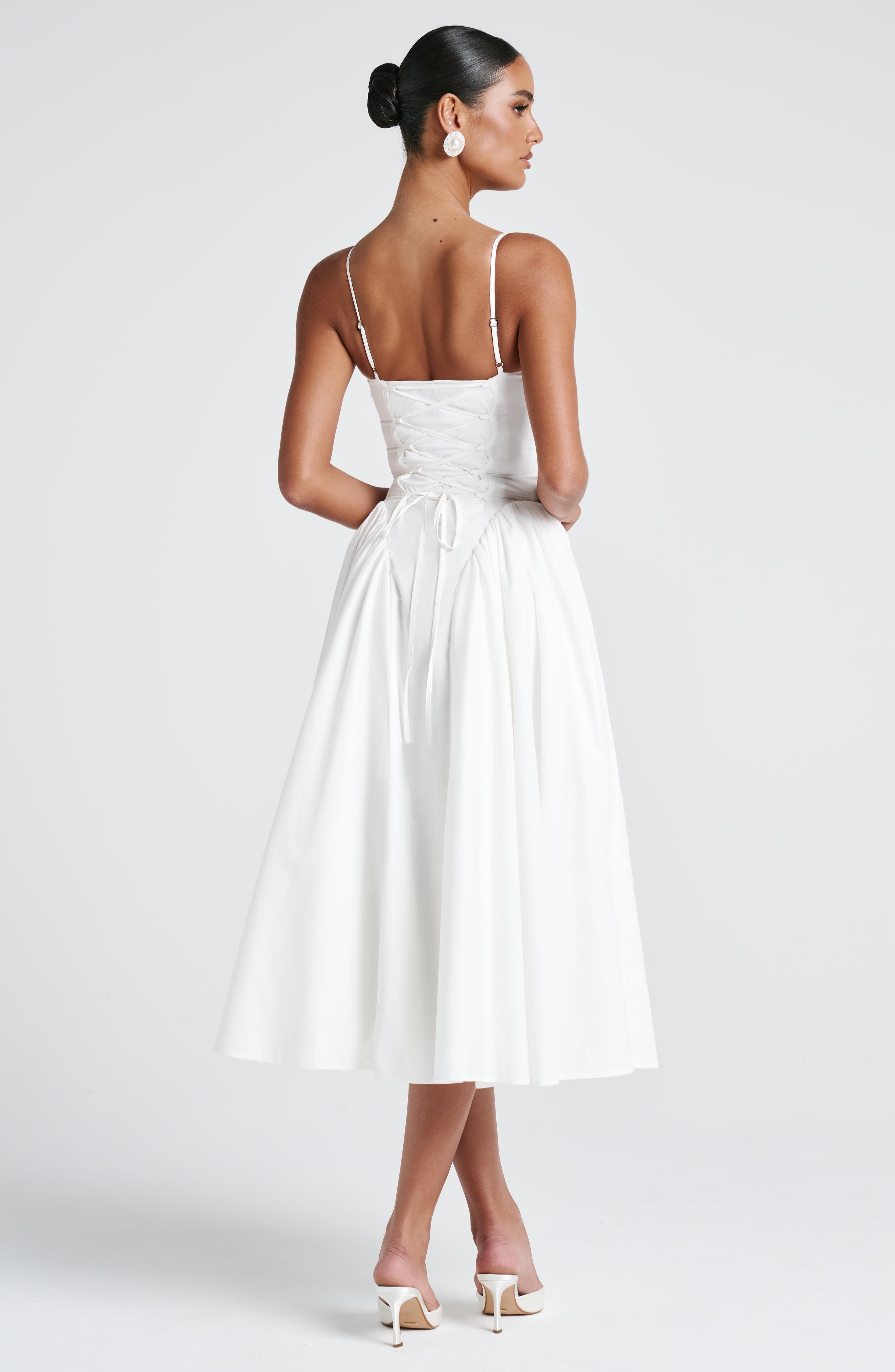 Luminara – Rochie Midi de Damă Elegantă cu Top Ajustat și Fustă Voluminoasă