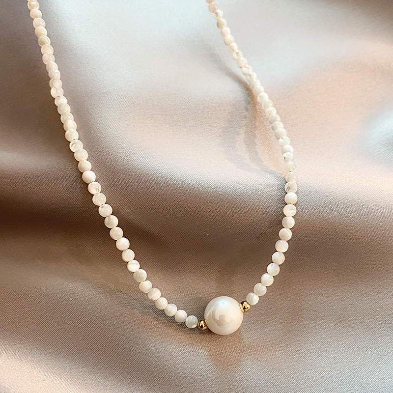 Colier elegant din perle