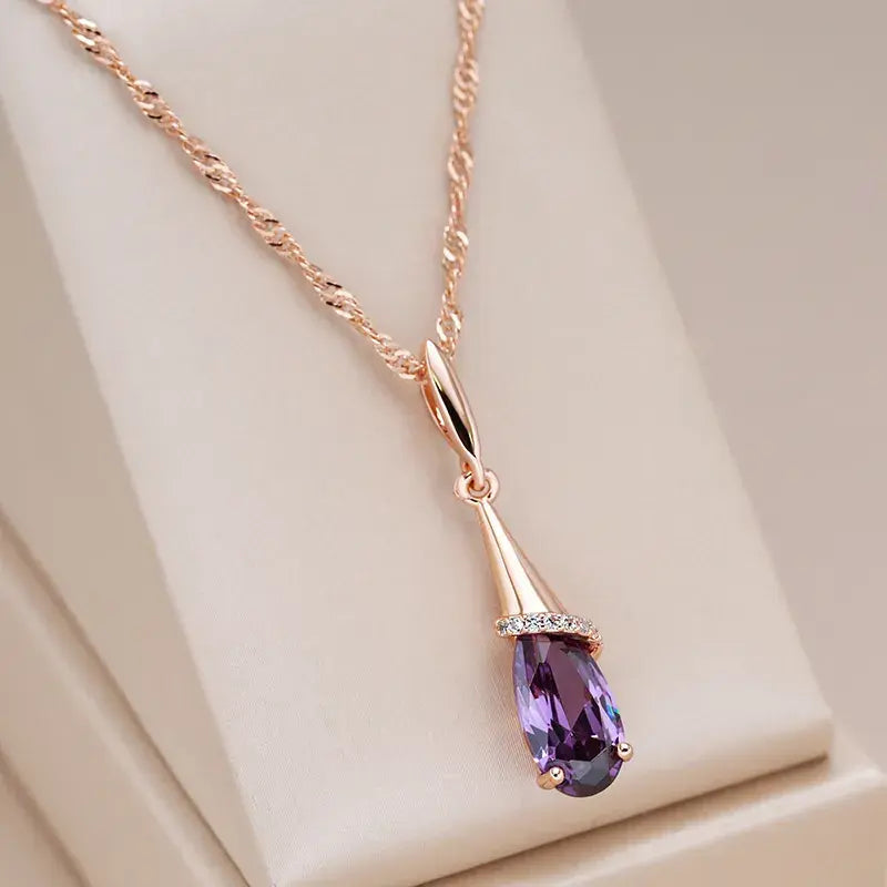 Colier elegant din cristale mov