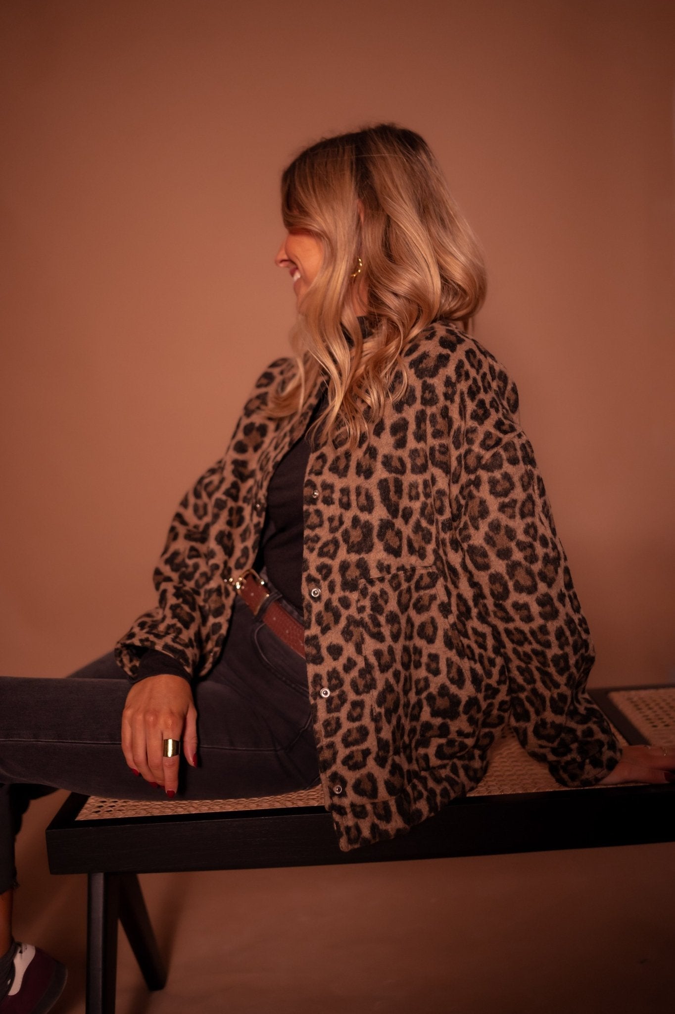 Charlene – Jachetă de Damă Elegantă cu Model Leopard