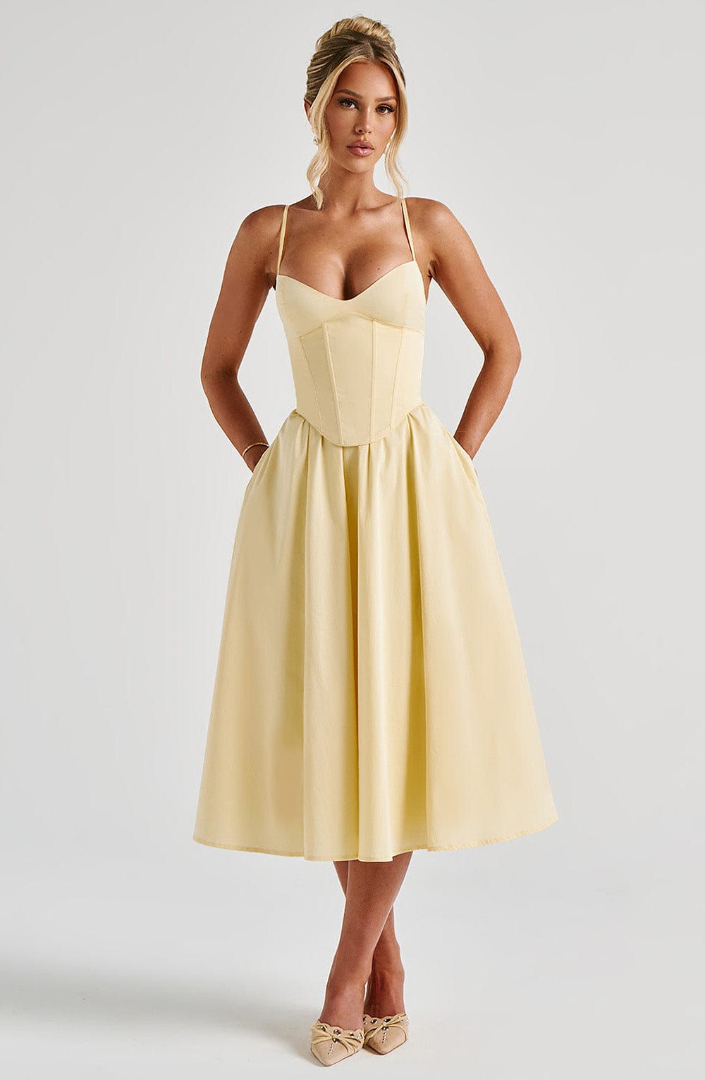 Grace – Rochie Midi Corset Elegantă Roz Blush