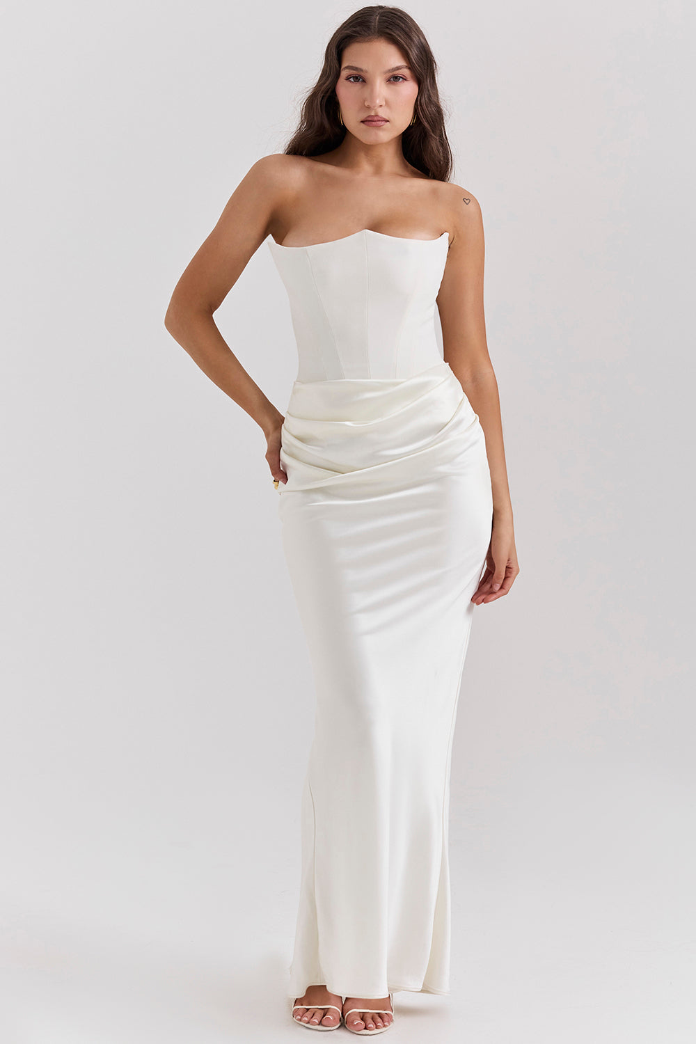 Madison – Rochie Satinată de Damă cu Siluetă Clepsidră Elegantă