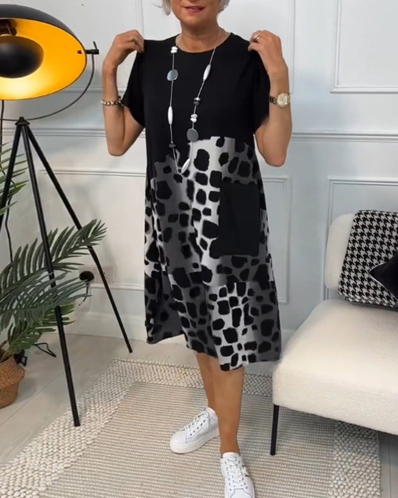 Allison - Rochie Midi cu Mâneci Scurte și Imprimare Leopard