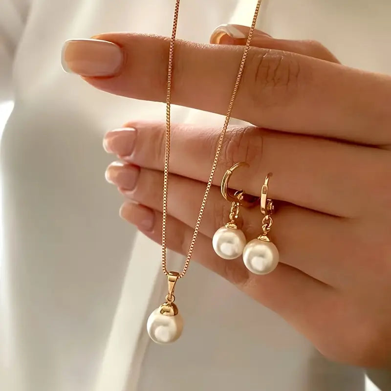 Set de bijuterii cu perle Golden Grace