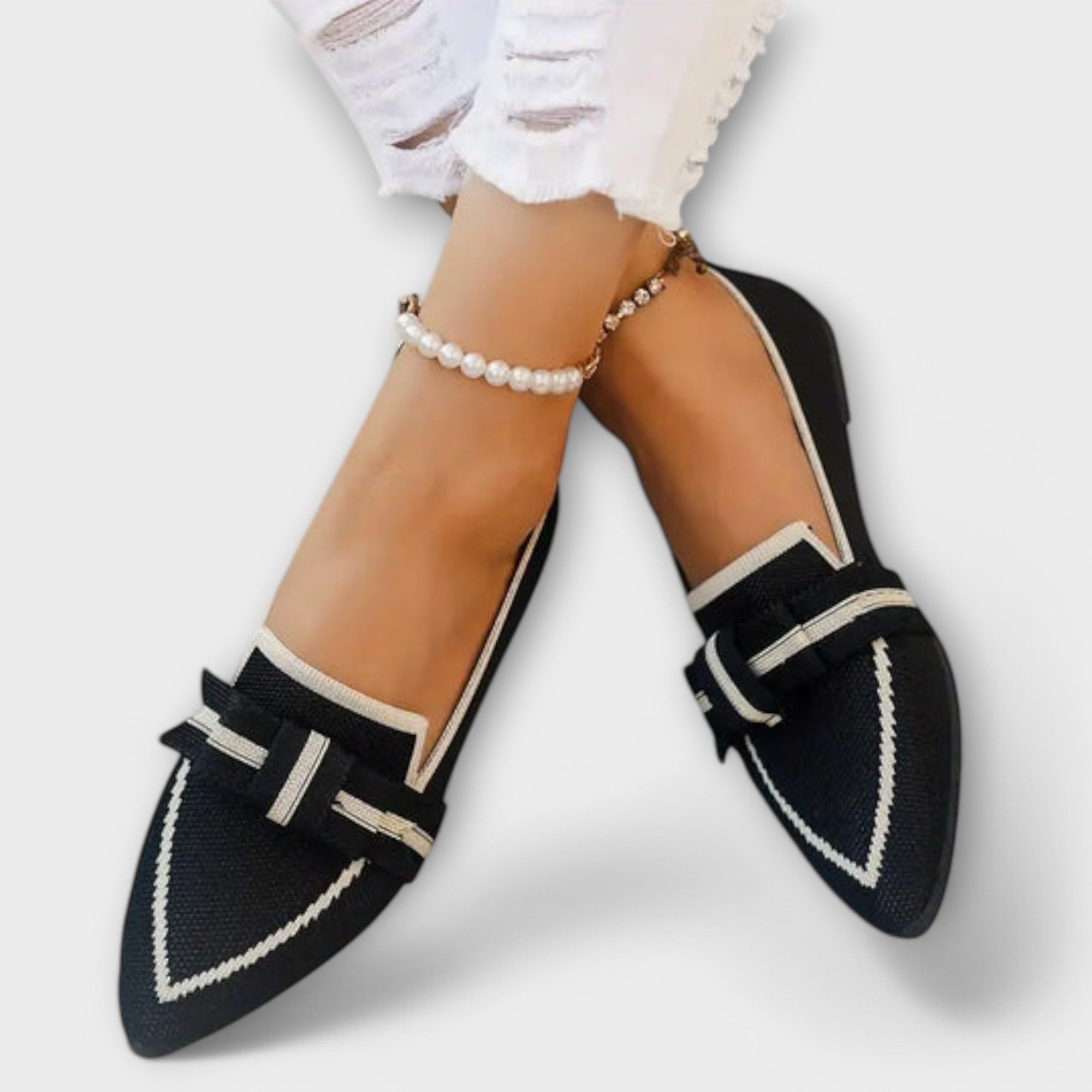 Pantofi plată pentru femei cu model legat