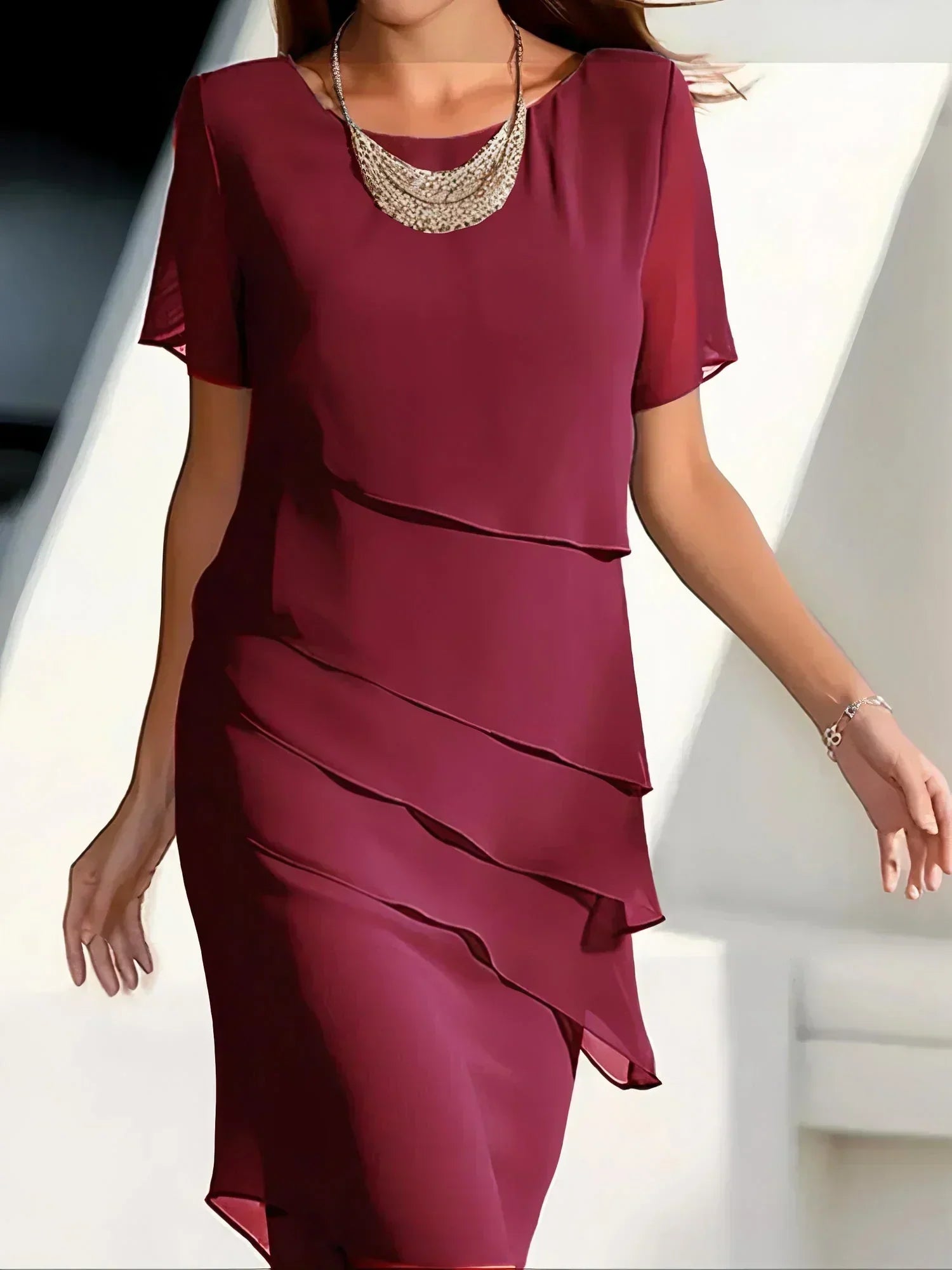 Juna – Rochie Midi din Chiffon Stratificată, Feminină și Elegantă