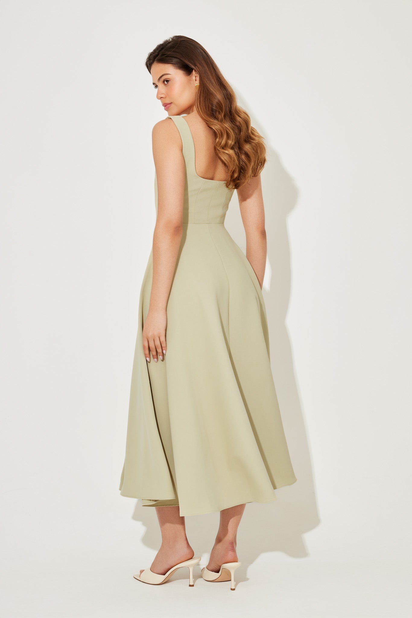 Amelia – Rochie Midi Fluidă de Damă Elegantă