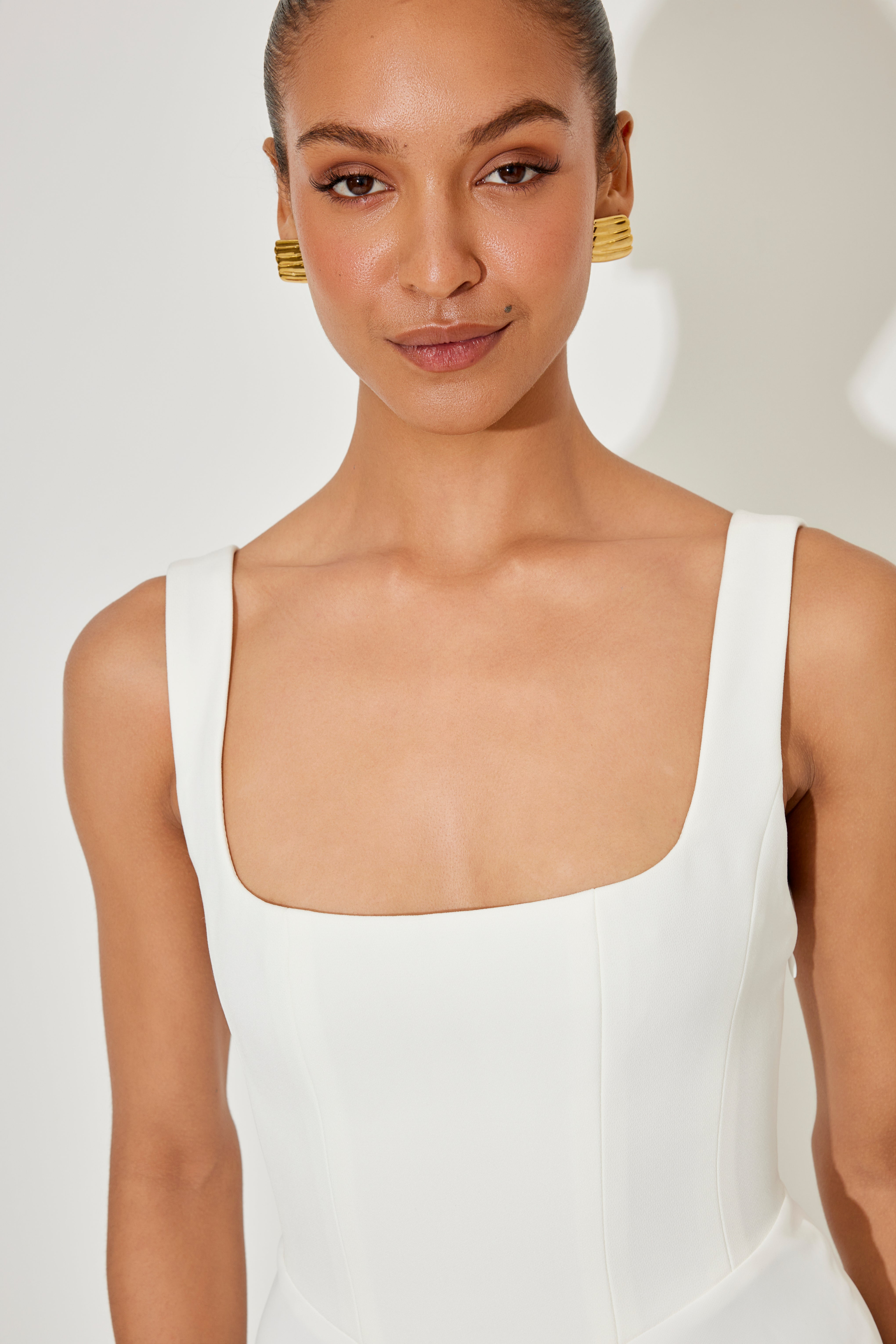 Amelia – Rochie Midi Fluidă de Damă Elegantă