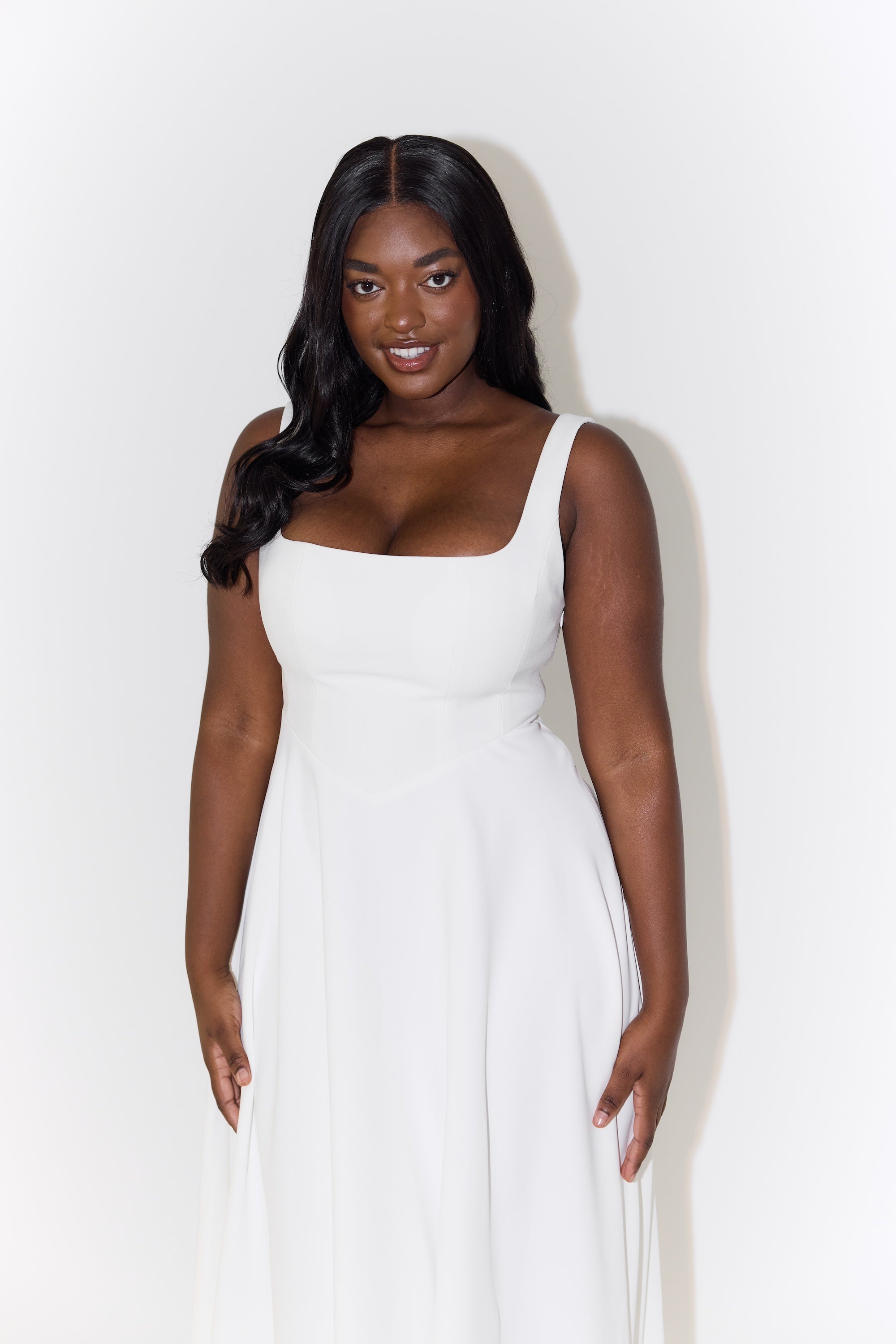 Amelia – Rochie Midi Fluidă de Damă Elegantă