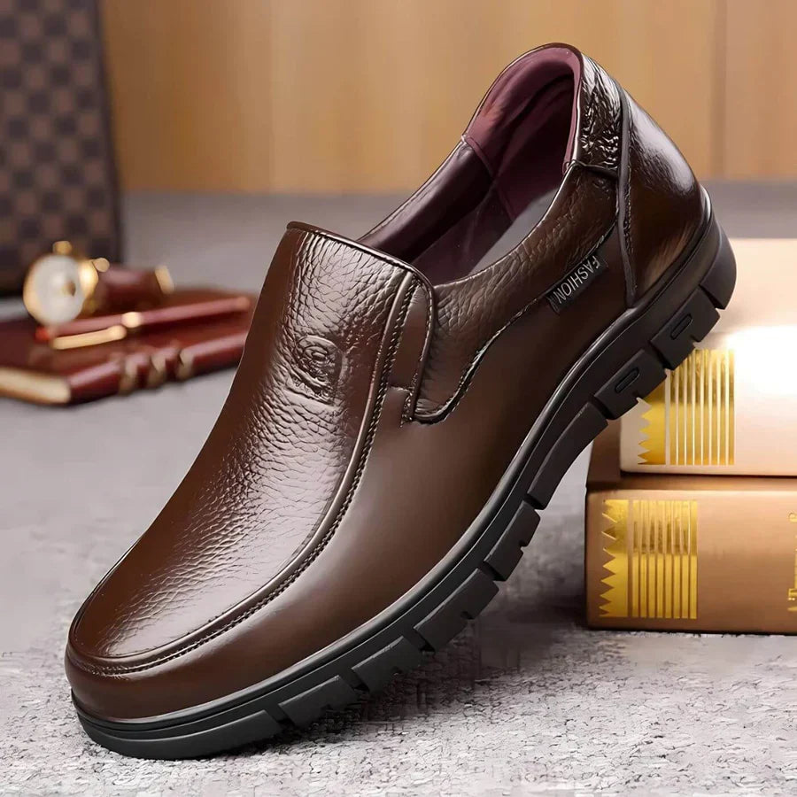 "Sergio | Pantofi eleganți fără șireturi" could be rewritten as "Sergio | Pantofi eleganți fără șireturi pentru un look rafinat".