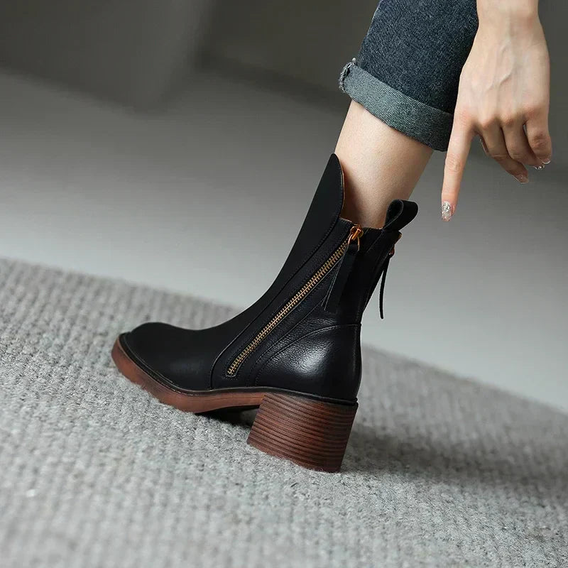 Serene – Botine Damă Elegante din Piele PU cu Toc Blocat