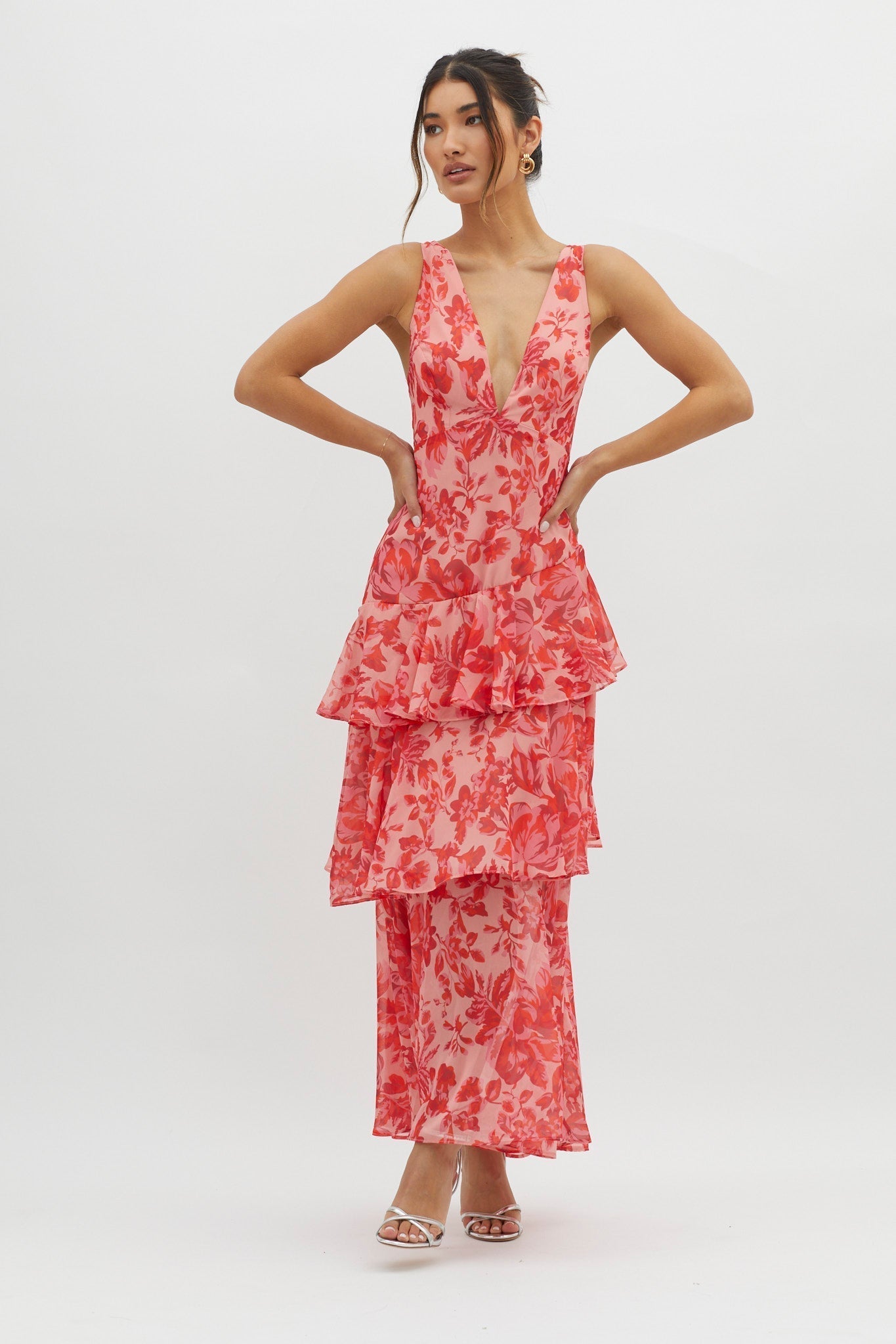 Faye – Rochie Midi de Damă Elegantă cu Volane și Spate Deschis