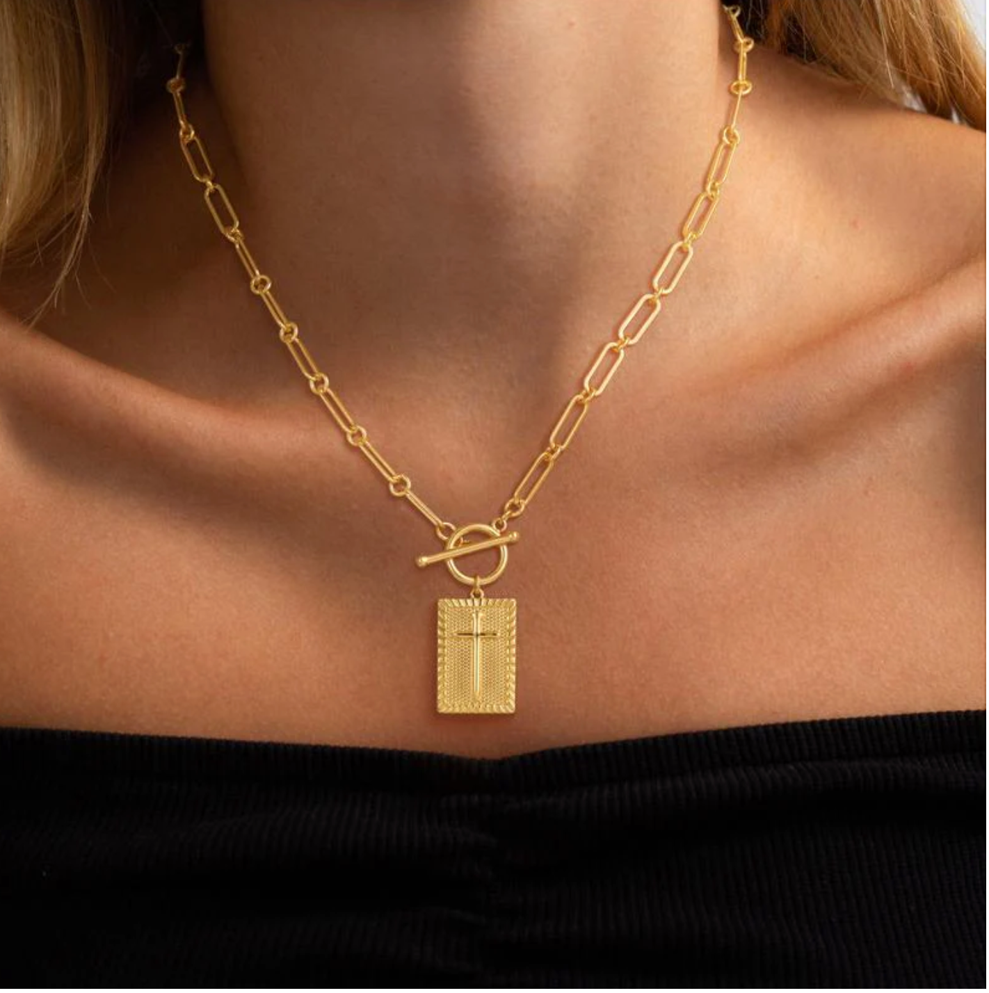 Colier Unic Elegant cu Cruce
