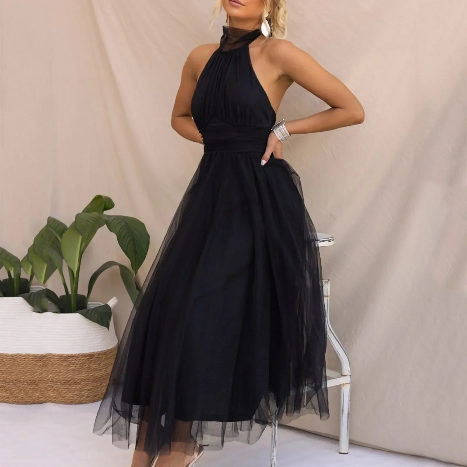 Coraline – Rochie de Damă Elegantă Fără Mâneci, Stil Modern