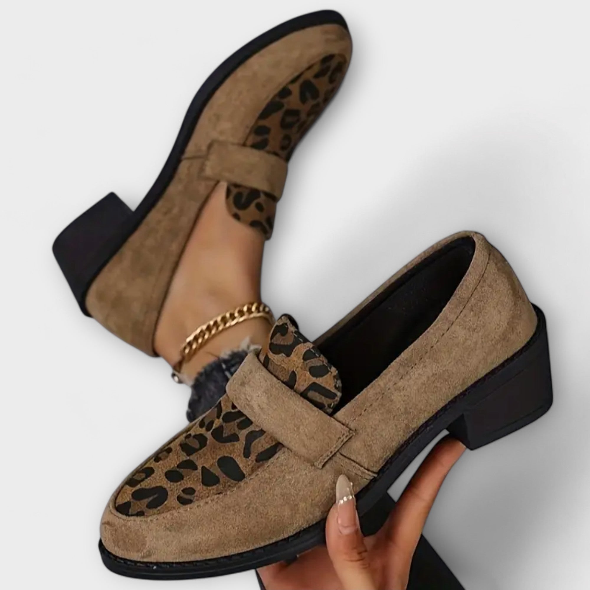 Karla - Pantofi eleganți pentru dame cu model de panteră