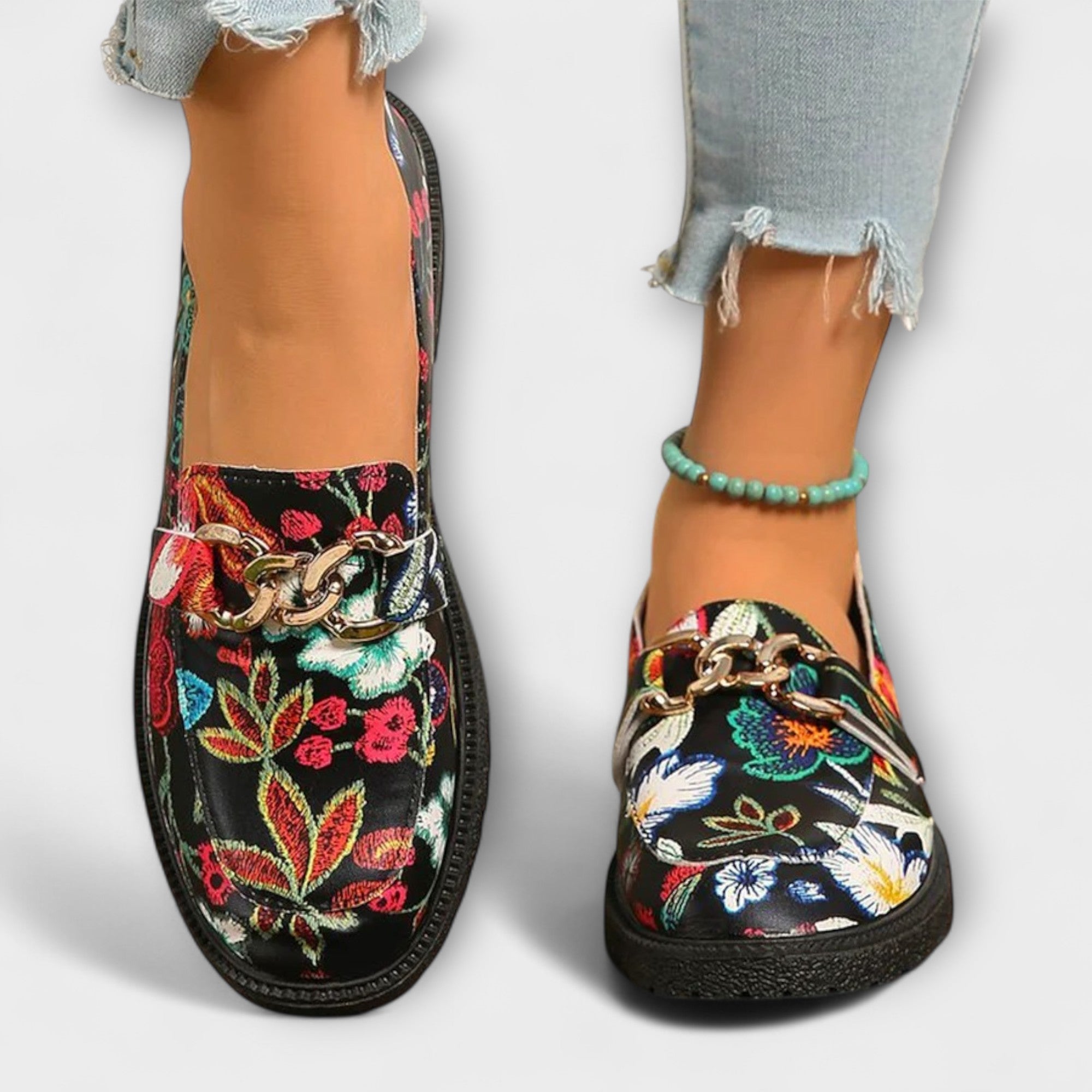 Orla – Pantofi de Damă cu Model Floral Colorat Elegant