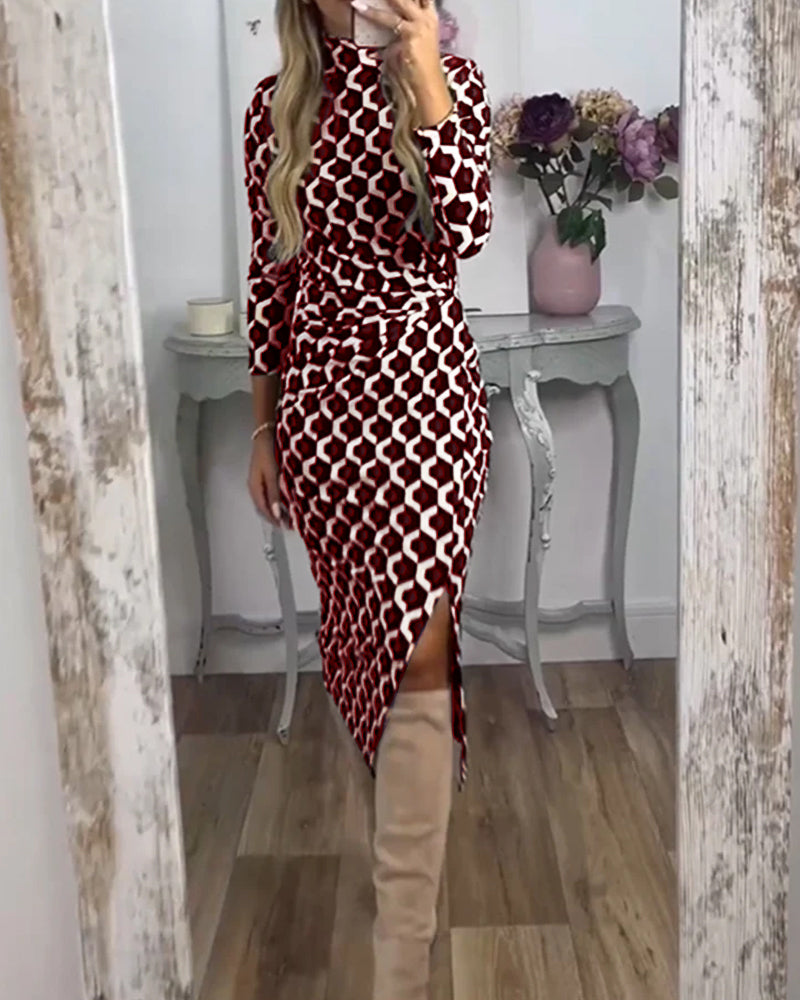 Jess – Rochie de Damă Elegantă cu Fanta și Imprimeu Strălucitor