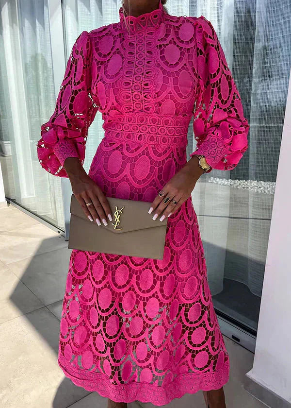 Pippa – Rochie de Damă Midi Elegantă cu Dantelă și Corset Ajustat