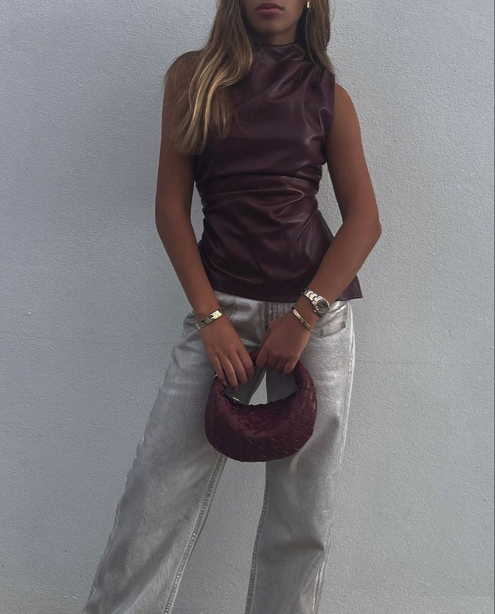 Evelyn - Top din Piele în Celebrul Burgundy și Negru