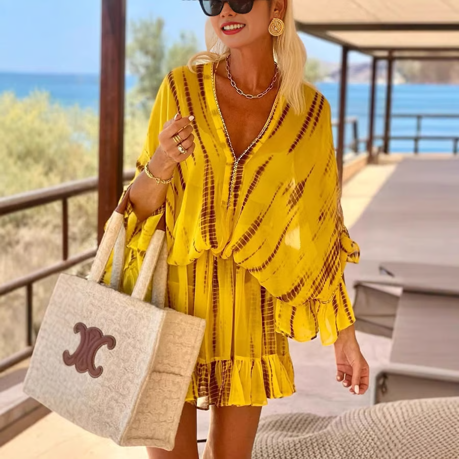 Adalyn - Rochie Mini Chic cu Decolteu în V și Talie Înaltă