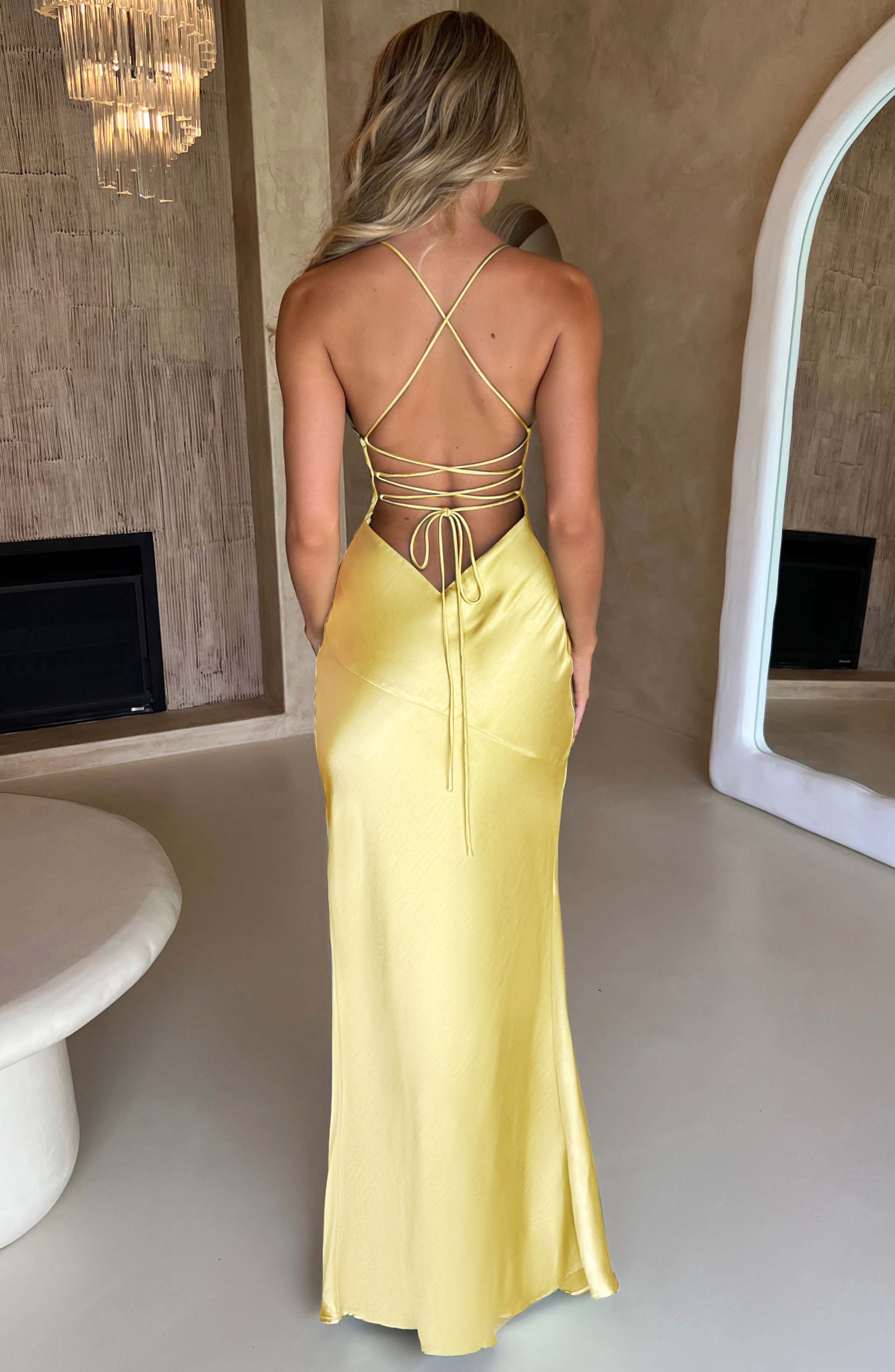 Meliva – Rochie Maxi de Damă cu Decolteu Înalt Satinată