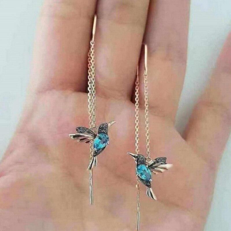 Cercei cu email și zirconii în formă de colibri