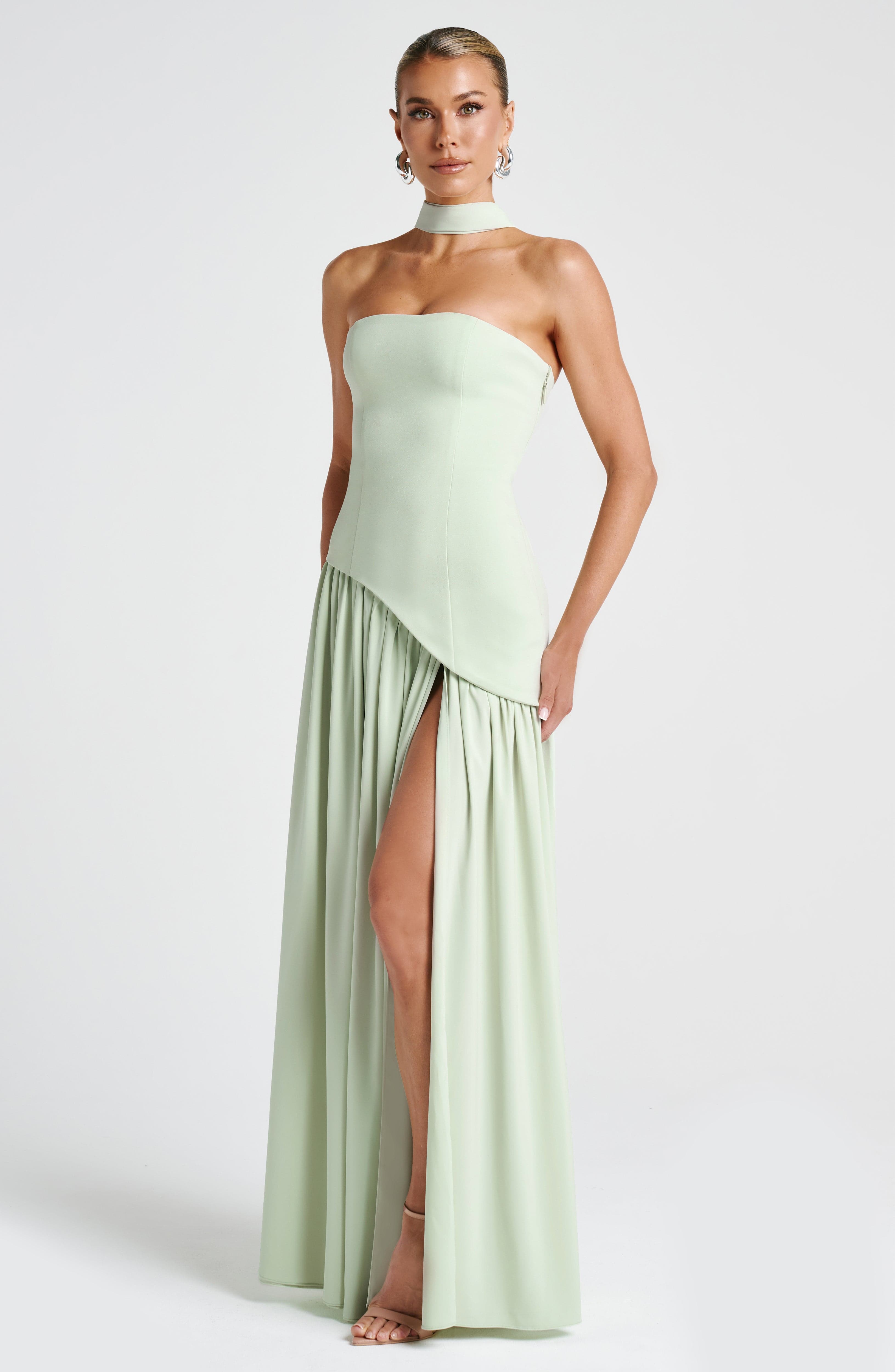 Tessa – Rochie Maxi de Damă Elegantă cu Bust Fără Bretele