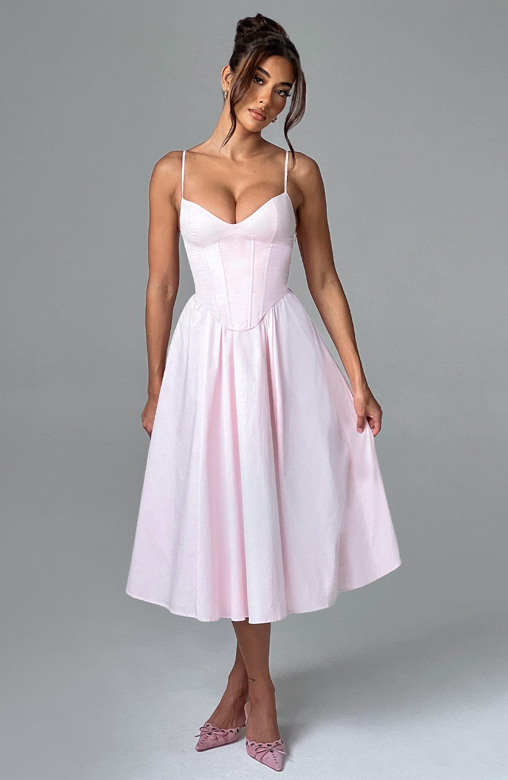 Grace – Rochie Midi Corset Elegantă Roz Blush