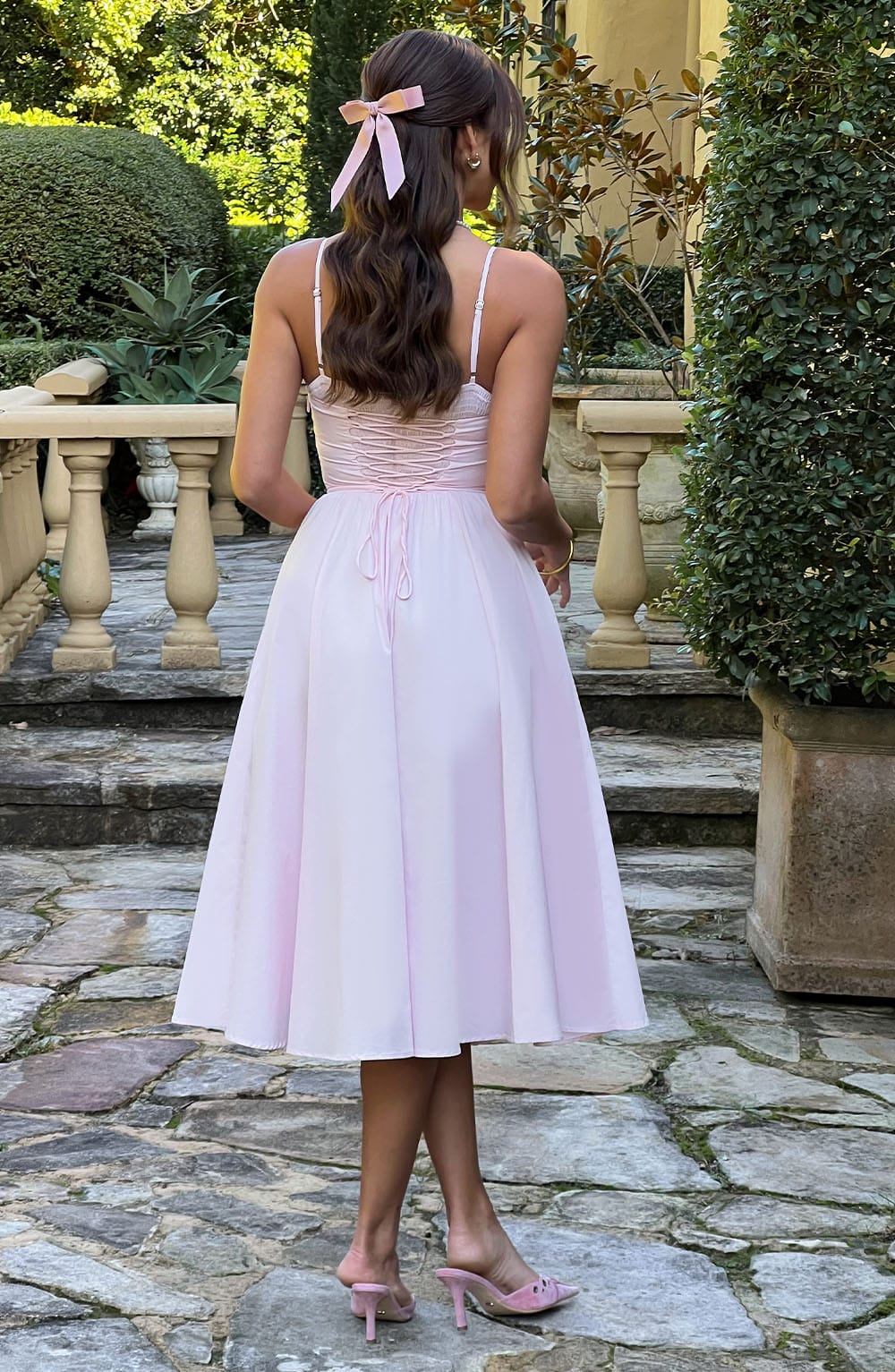 Grace – Rochie Midi Corset Elegantă Roz Blush