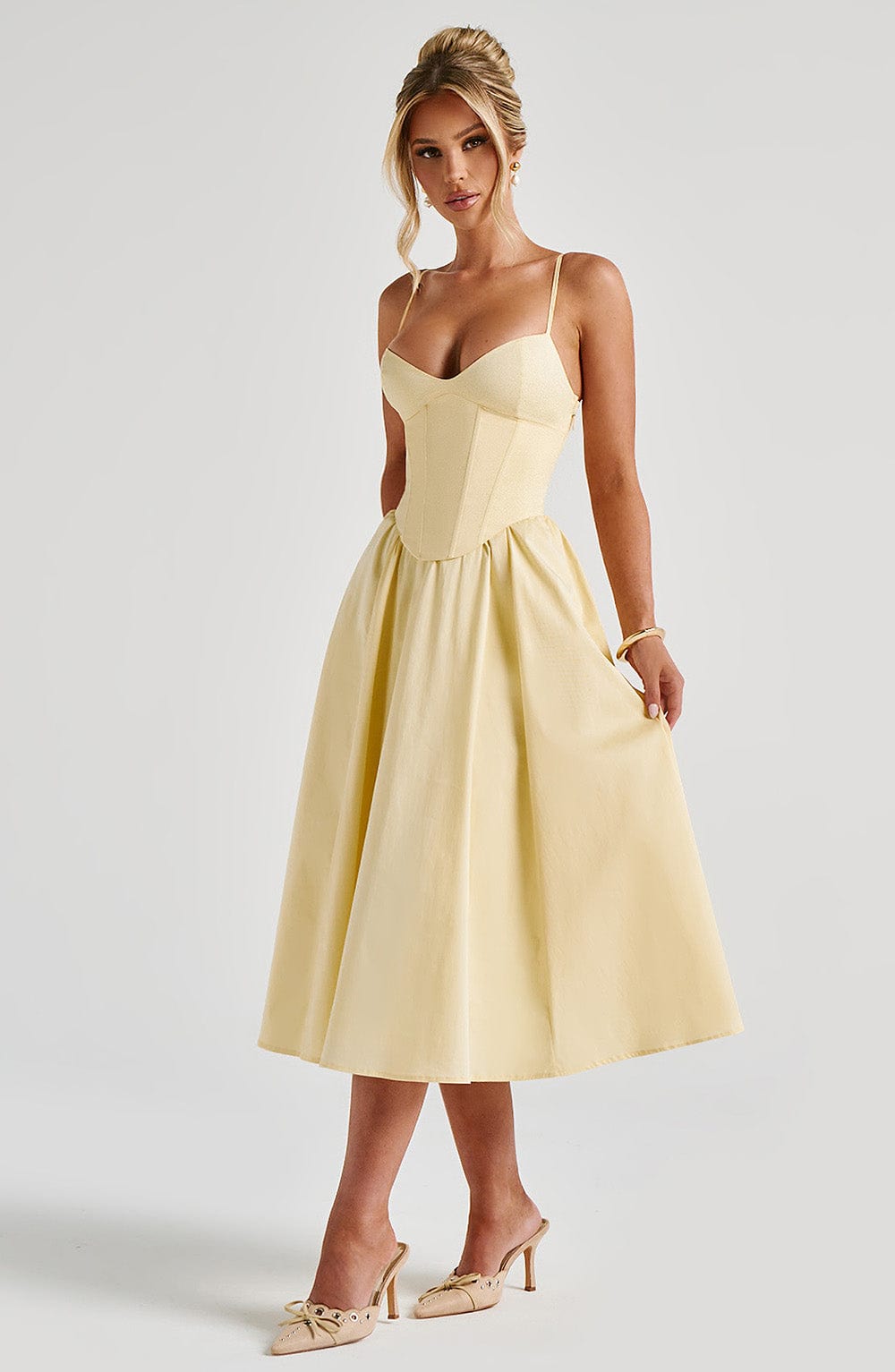 Grace – Rochie Midi Corset Elegantă Roz Blush