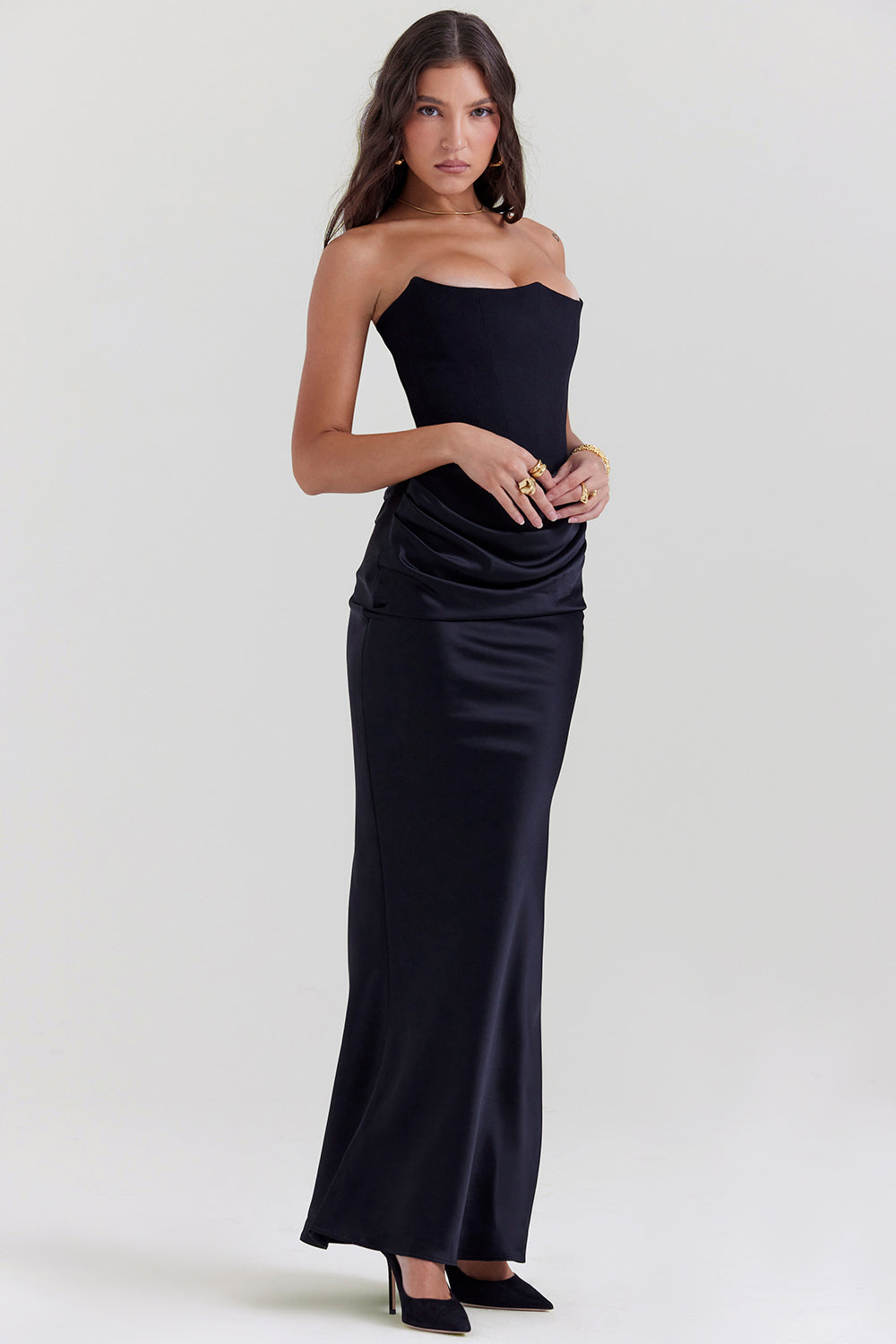 Madison – Rochie Satinată de Damă cu Siluetă Clepsidră Elegantă